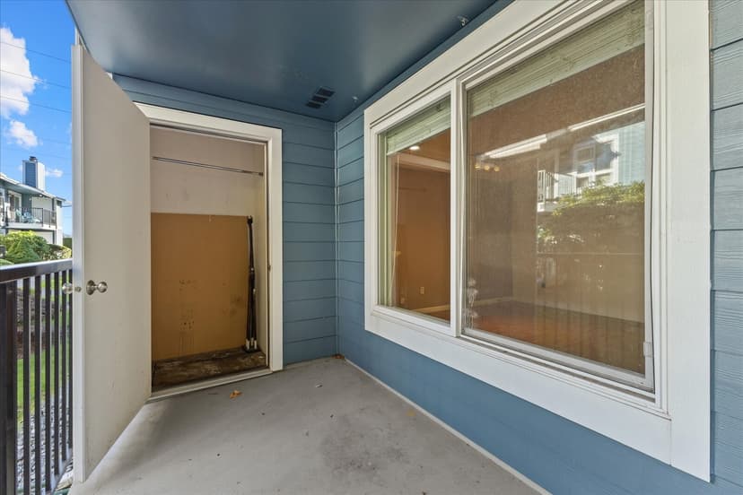 Property photo for 12526 SE 32nd Street #30, Bellevue photo 27