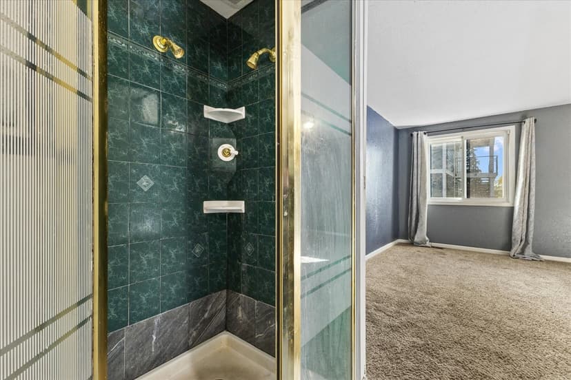 Property photo for 12526 SE 32nd Street #30, Bellevue photo 19