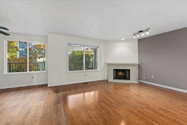Property photo for 12526 SE 32nd Street #30, Bellevue photo 5