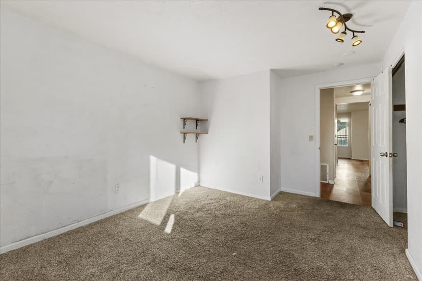 Property photo for 12526 SE 32nd Street #30, Bellevue photo 21