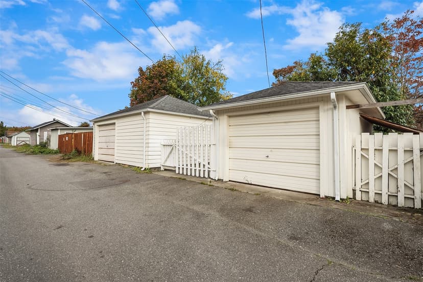 Property photo for 1710 Baker Avenue, Everett photo 33