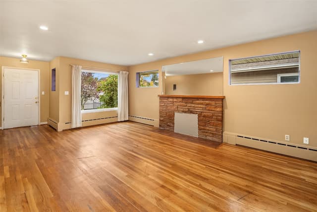Property photo for 1710 Baker Avenue, Everett photo 4