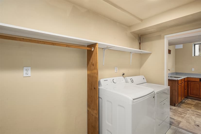 Property photo for 1710 Baker Avenue, Everett photo 22