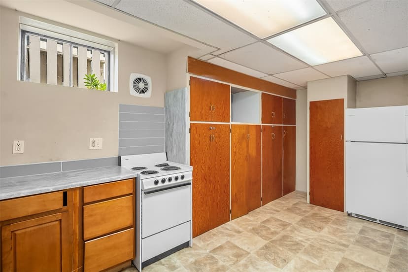 Property photo for 1710 Baker Avenue, Everett photo 23