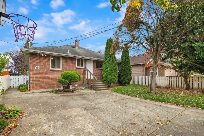 Property photo for 1710 Baker Avenue, Everett photo 31