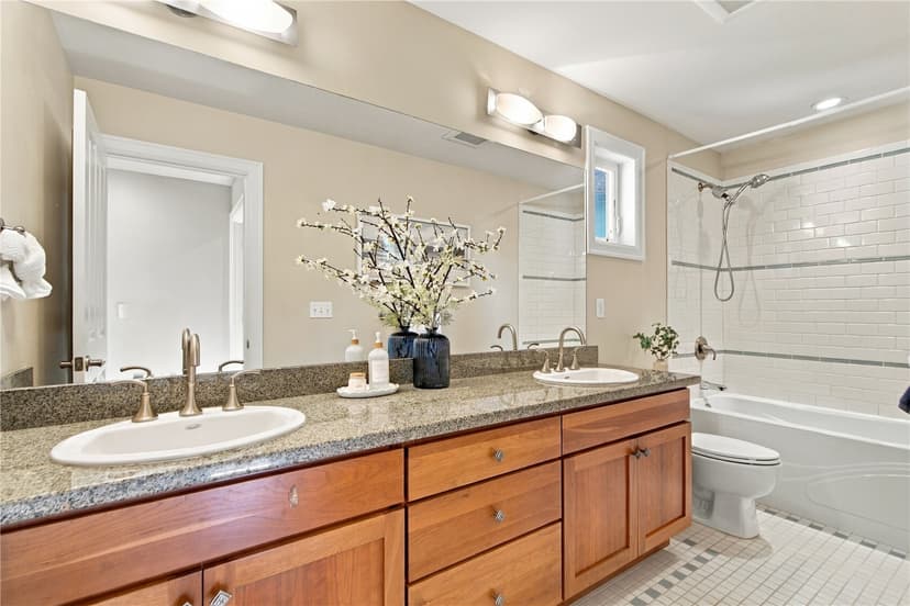 Property photo for 4326 SW Roxbury Street, Seattle photo 21