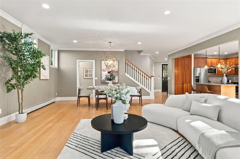 Property photo for 4326 SW Roxbury Street, Seattle photo 11