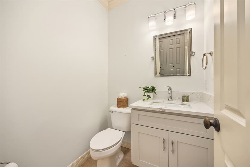 Property photo for 4963 162nd Place SE, Bellevue photo 11