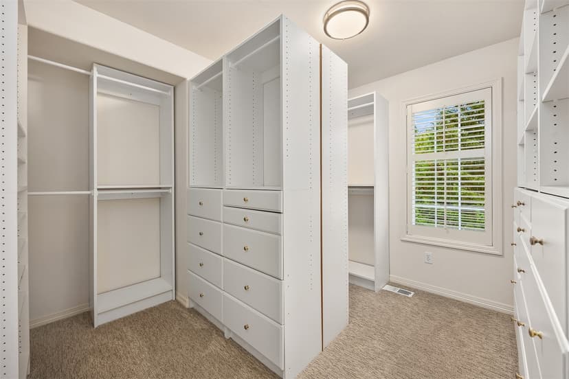 Property photo for 4963 162nd Place SE, Bellevue photo 22