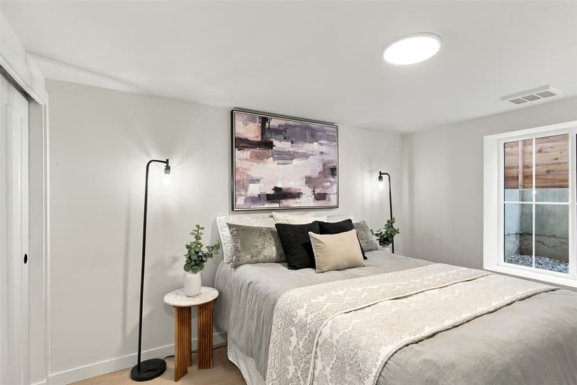 Property photo for 5606 11th Avenue NE, Seattle photo 19