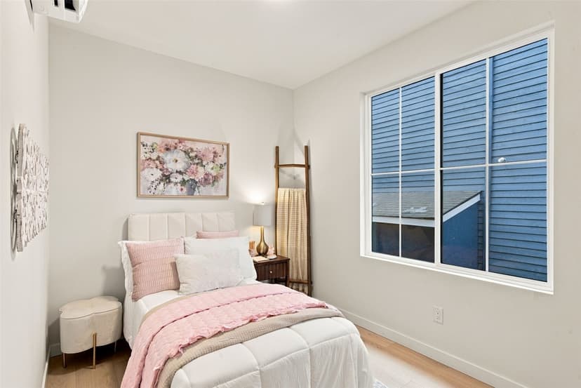 Property photo for 5606 11th Avenue NE, Seattle photo 24