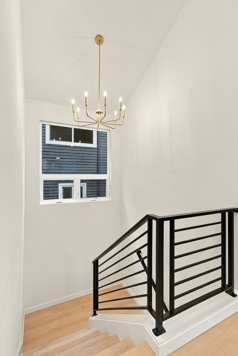 Property photo for 5606 11th Avenue NE, Seattle photo 26