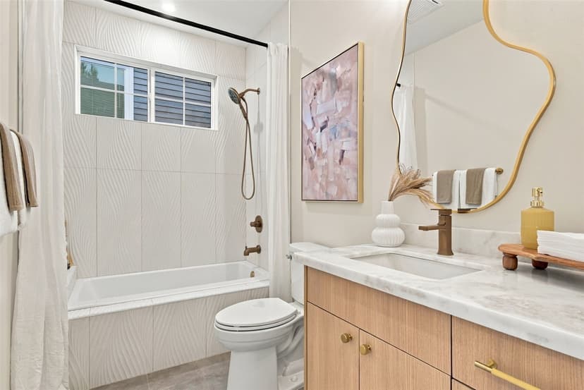 Property photo for 5606 11th Avenue NE, Seattle photo 21