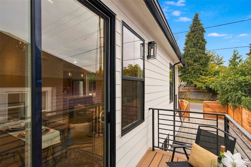 Property photo for 5606 11th Avenue NE, Seattle photo 33