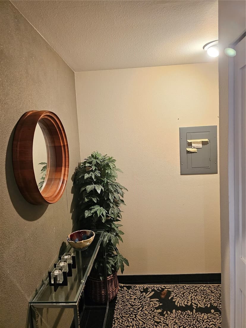 Property photo for 530 Melrose Avenue E #501, Seattle photo 4