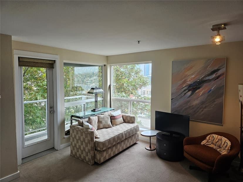 Property photo for 530 Melrose Avenue E #501, Seattle photo 5