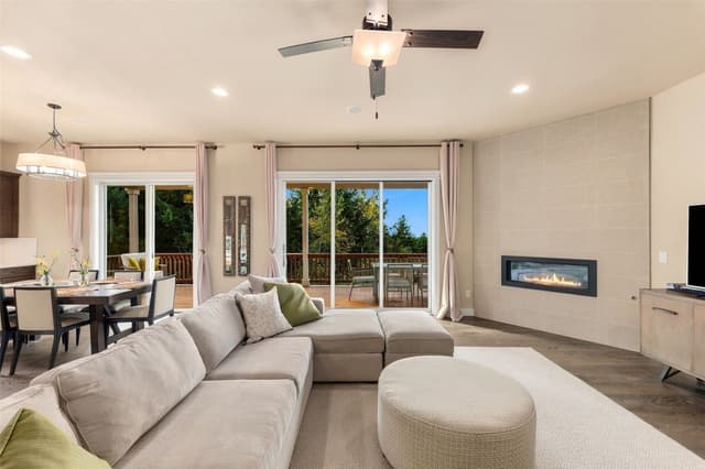 Property photo for 13622 Overlook Drive E, Bonney Lake photo 5