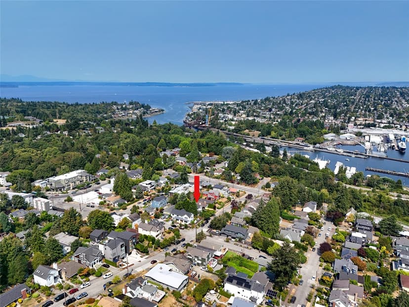 Property photo for 4407 30th Avenue W, Seattle photo 34