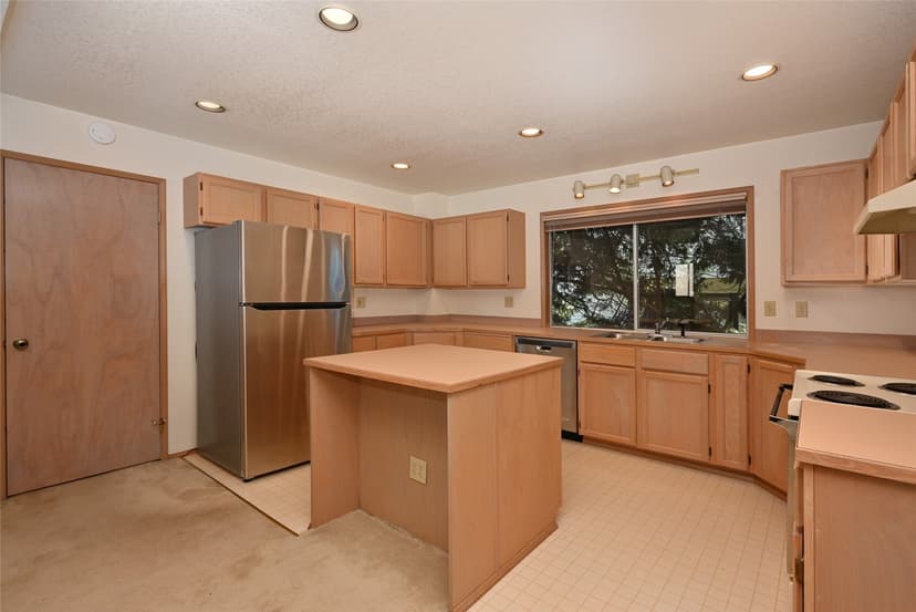 Property photo for 4407 30th Avenue W, Seattle photo 10