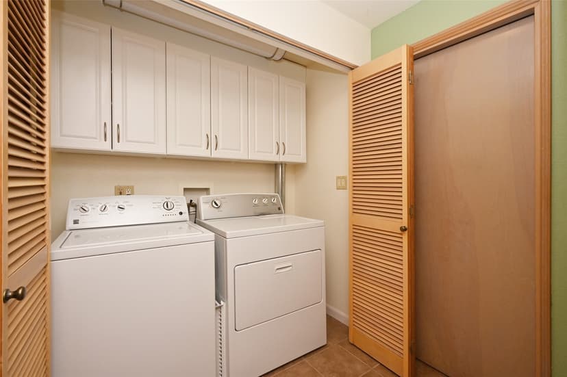 Property photo for 4407 30th Avenue W, Seattle photo 30