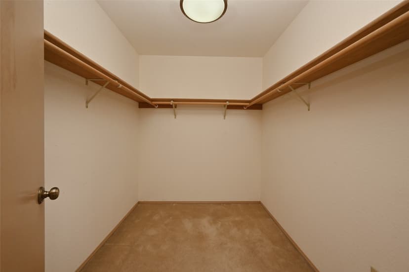 Property photo for 4407 30th Avenue W, Seattle photo 18