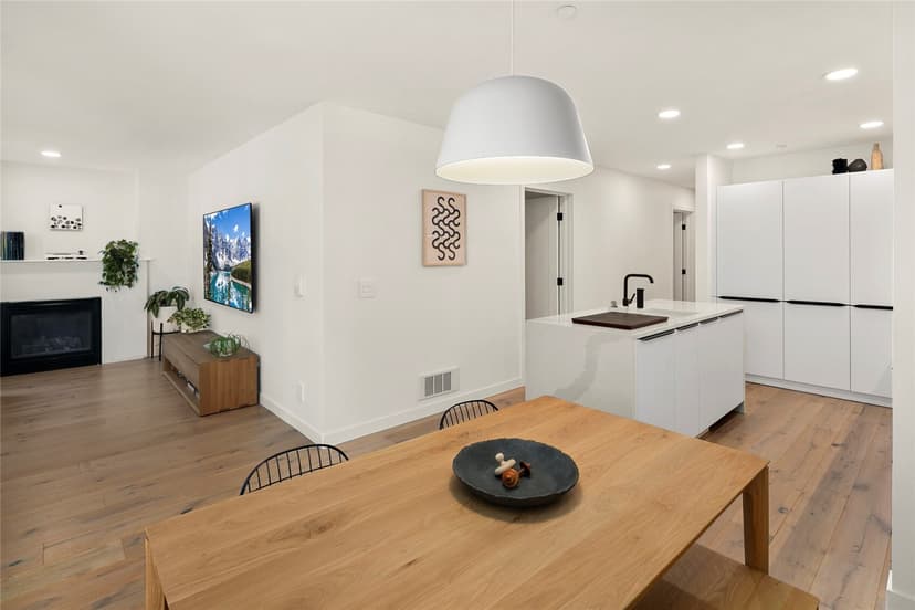 Property photo for 1029 Belmont Avenue E #305, Seattle photo 7