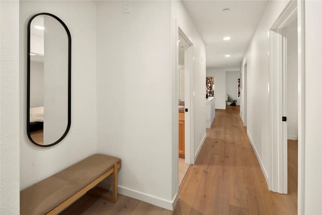 Property photo for 1029 Belmont Avenue E #305, Seattle photo 2