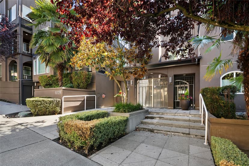 Property photo for 1029 Belmont Avenue E #305, Seattle