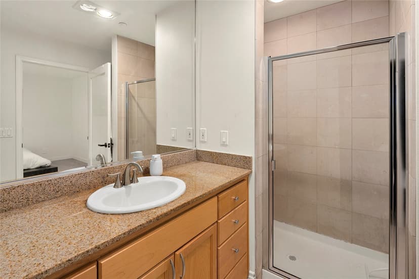 Property photo for 1029 Belmont Avenue E #305, Seattle photo 15