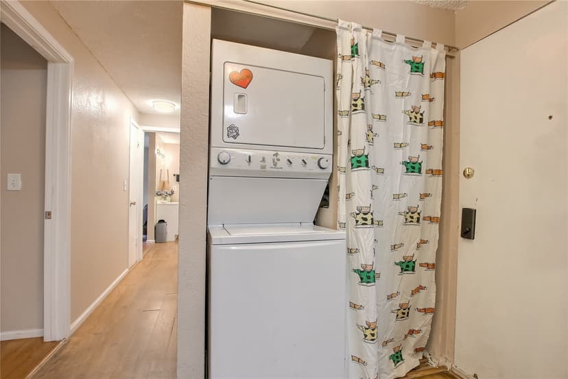 Property photo for 18100 15th Avenue NE #D120, Shoreline photo 8