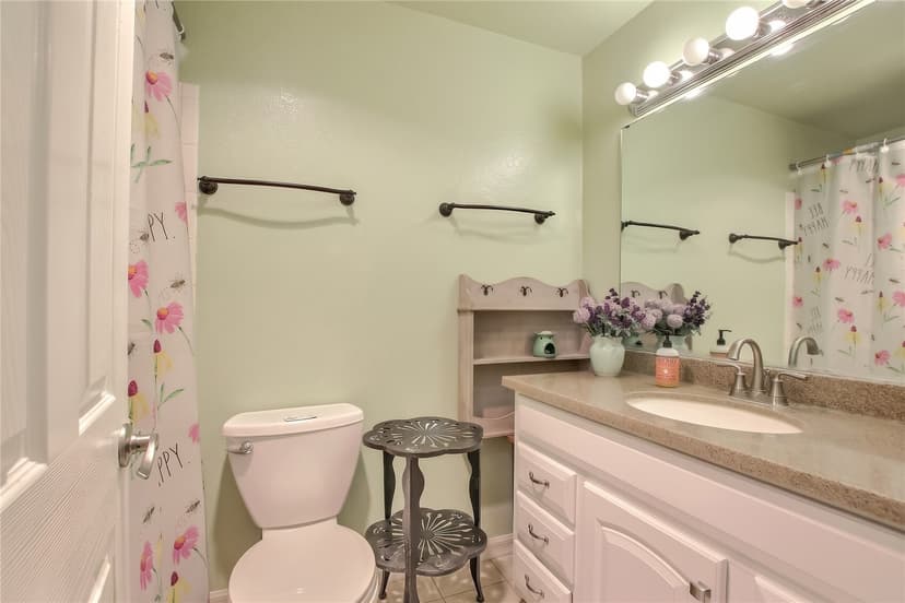 Property photo for 18100 15th Avenue NE #D120, Shoreline photo 9