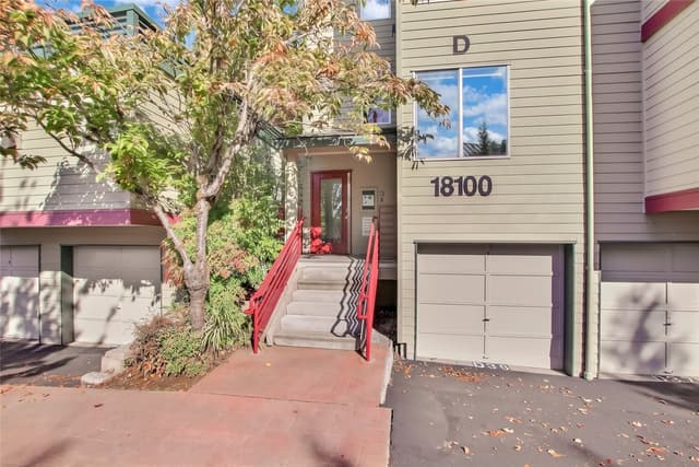 Property photo for 18100 15th Avenue NE #D120, Shoreline photo 3