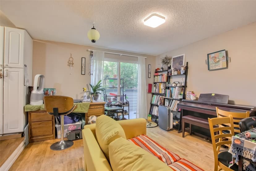 Property photo for 18100 15th Avenue NE #D120, Shoreline photo 20