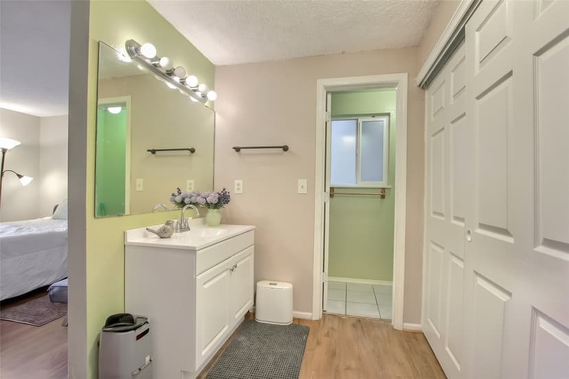 Property photo for 18100 15th Avenue NE #D120, Shoreline photo 12