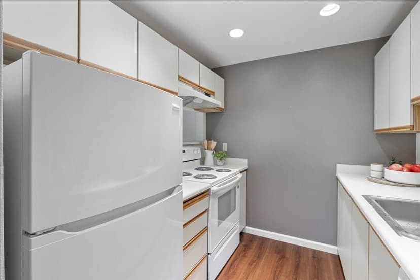 Property photo for 700 N 160th Street #A-309, Shoreline photo 7