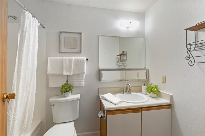 Property photo for 700 N 160th Street #A-309, Shoreline photo 17