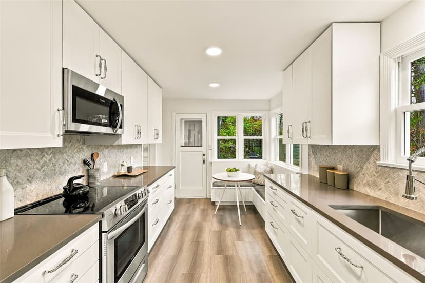 Property photo for 8008 21st Avenue NW, Seattle photo 10