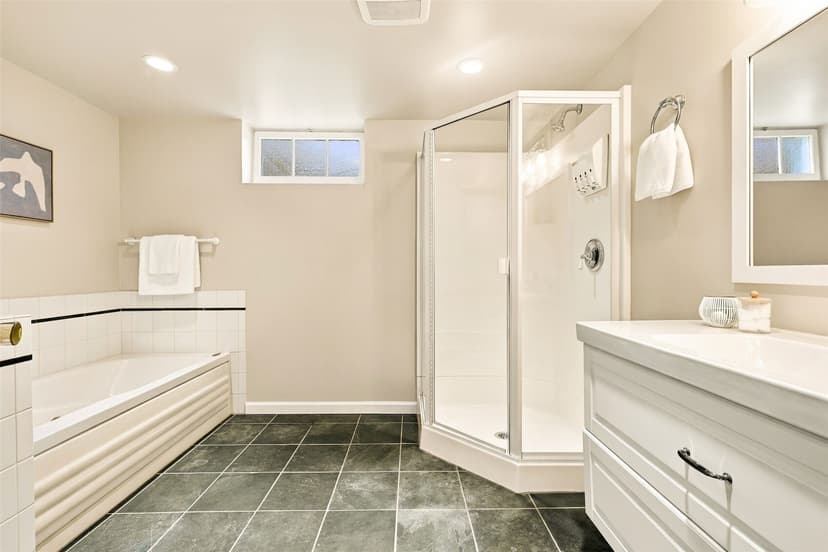 Property photo for 8008 21st Avenue NW, Seattle photo 24