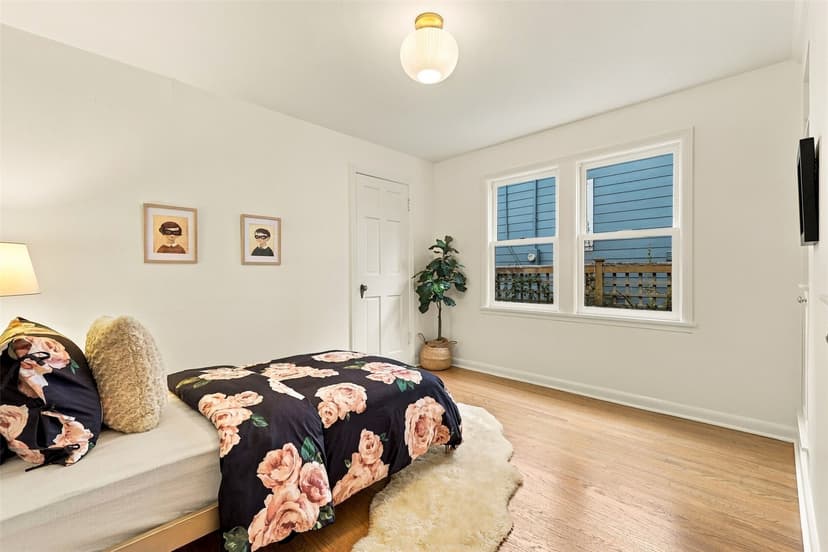 Property photo for 8008 21st Avenue NW, Seattle photo 16