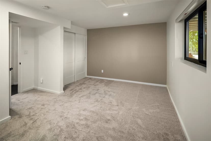 Property photo for 5619 125th Avenue SE, Bellevue photo 19