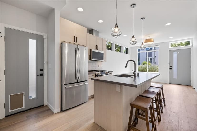 Property photo for 2440 NW 60th Street #A, Seattle photo 3