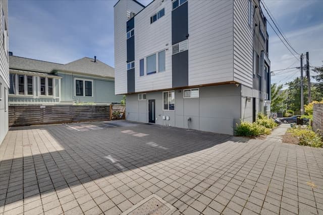 Property photo for 2440 NW 60th Street #A, Seattle photo 5