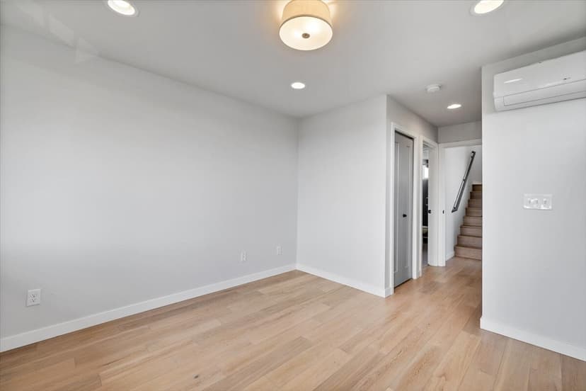 Property photo for 2440 NW 60th Street #A, Seattle photo 14