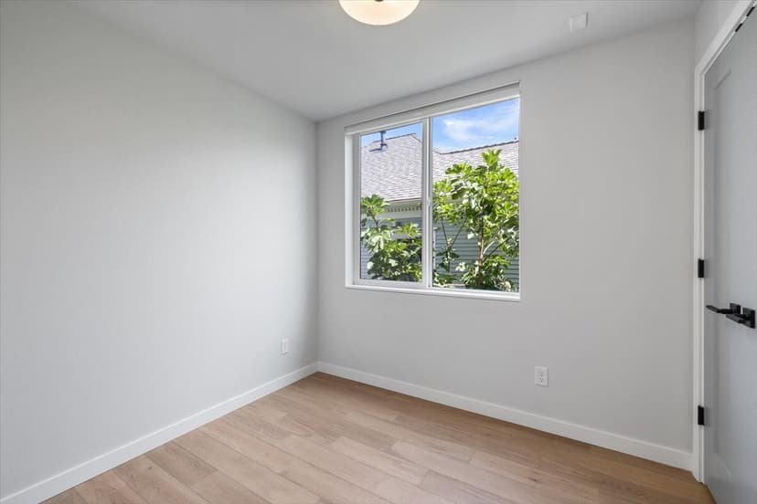 Property photo for 2440 NW 60th Street #A, Seattle photo 9