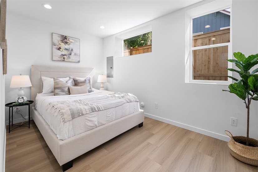 Property photo for 1804 28th Avenue S, Seattle photo 15