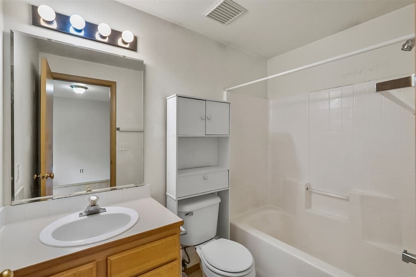 Property photo for 19200 Vista Dr, Arlington photo 22