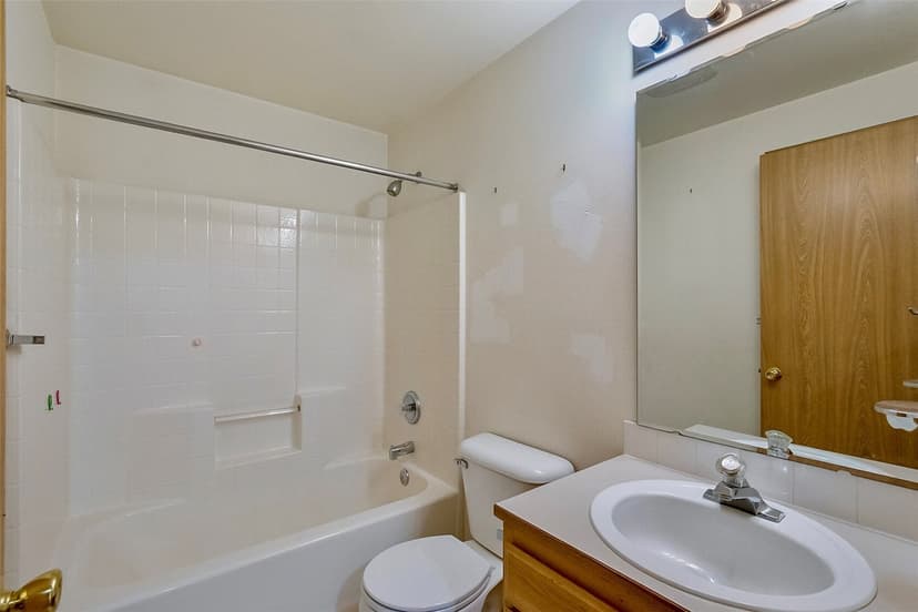 Property photo for 19200 Vista Dr, Arlington photo 16