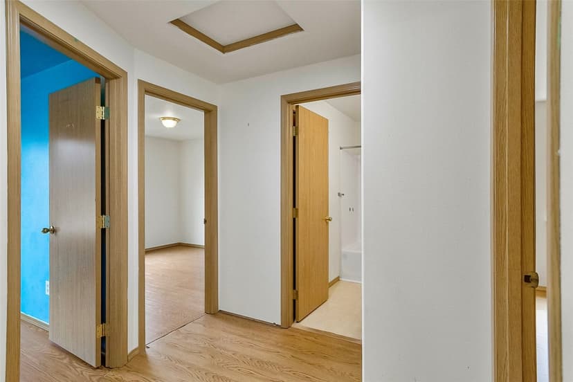 Property photo for 19200 Vista Dr, Arlington photo 19