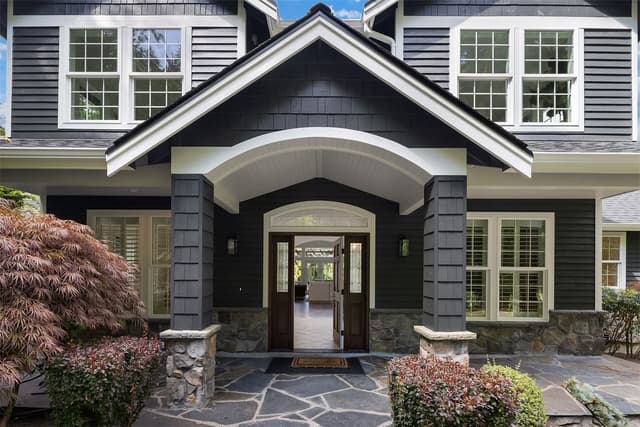 Property photo for 26218 SE Old Black Nugget Road, Issaquah photo 4