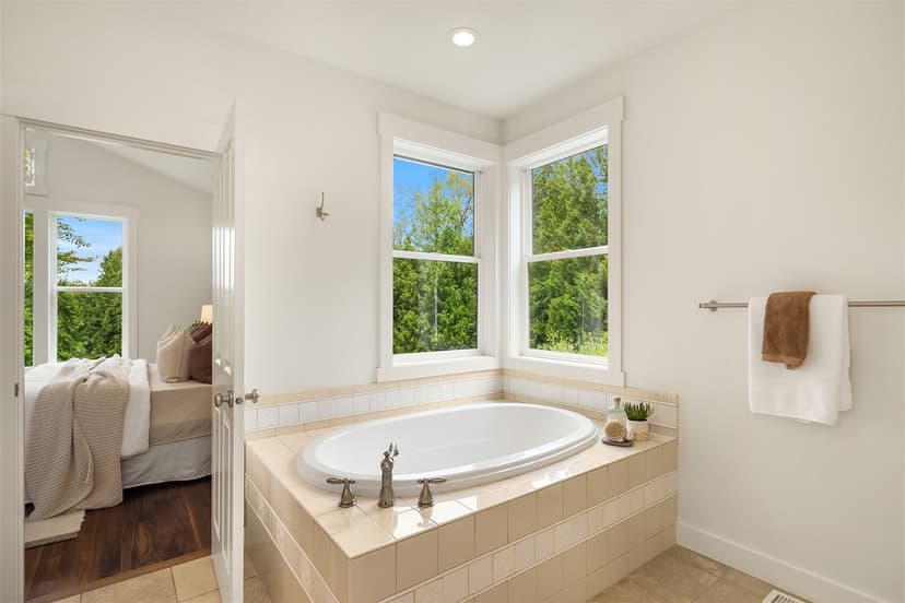 Property photo for 26218 SE Old Black Nugget Road, Issaquah photo 22